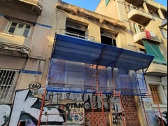 skalosia se neoklasiko ktirio